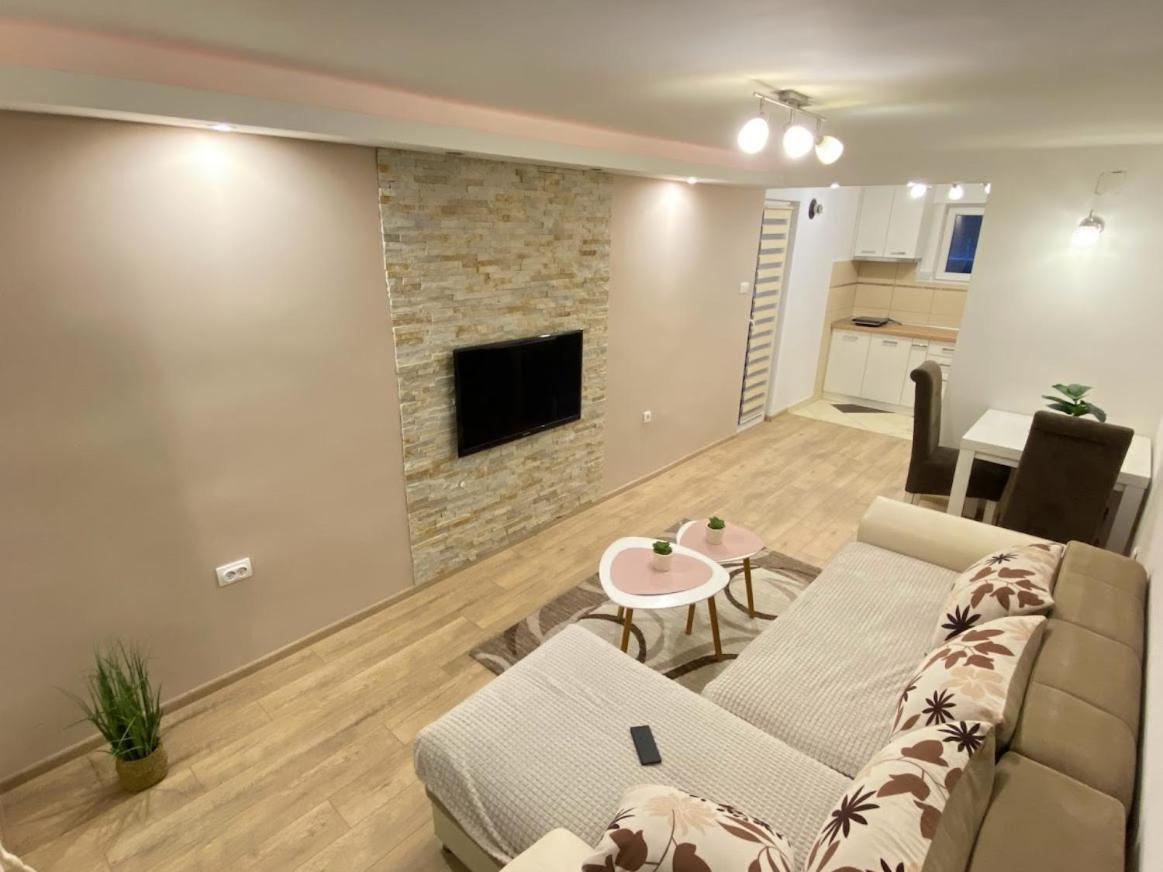 Apartman Mina Mataruska Banja Екстер'єр фото